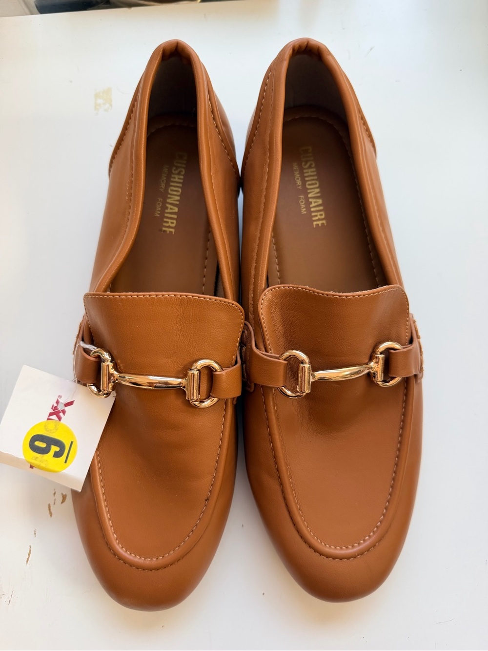 Cushionaire Women's Tan Leather-Look Bit Loafers NWT size 9